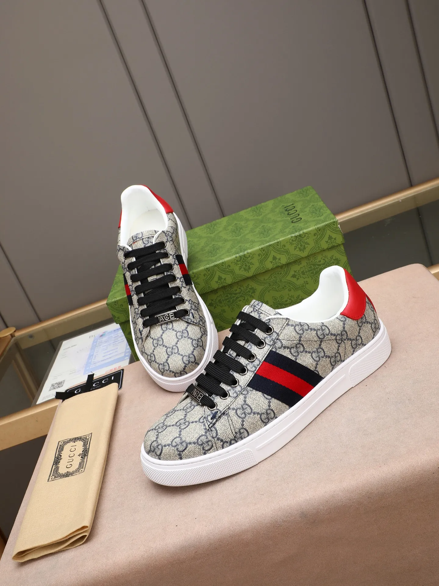 Men's shoes 💰400 [running volume version] GUGGI white shoe series! The fabric is made of imported cowhide➕Gucci special material➕sheep lining➕original rubber outsole, men's size 38-44 (45 can be customized)